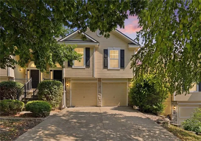 1st image of 1306 Ashley Dr, Grain Valley, MO 64029 | MLS# 2631915