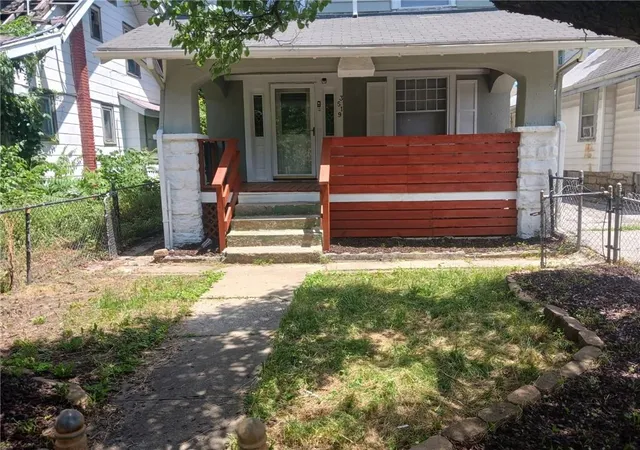 Photo 1 of Single family home for sale at 3519 College Ave, Kansas City, MO 64128 | MLS# 2631920 | Listing updated on 2026-08-26