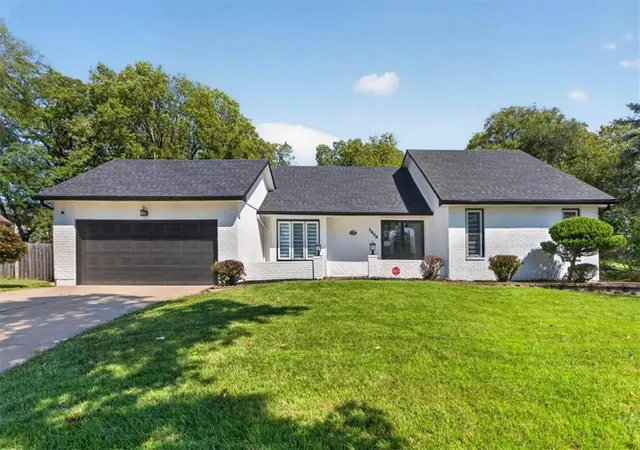 Photo 3 of Single family home for sale at 7908 E 96th Street, Kansas City, MO 64134 | MLS# 2631926 | Listing updated on 2026-10-04