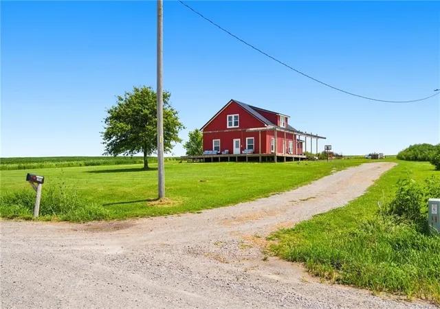 Photo 3 of Single family home for sale at 4632 Goose Crk Rd, Concordia, MO 64020 | MLS# 2631929 | Listing updated on 2026-08-31