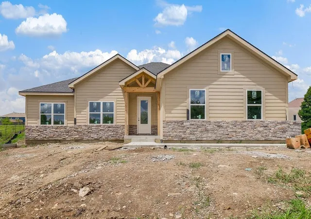 Photo 1 of Single family home for sale at 803 Kellogg St, Pleasant Hill, MO 64080 | MLS# 2631934 | Listing updated on 2026-09-04