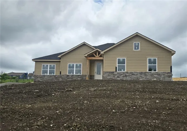 Photo 2 of Single family home for sale at 803 Kellogg St, Pleasant Hill, MO 64080 | MLS# 2631934 | Listing updated on 2026-09-04