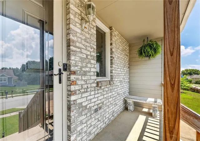 1st image of 503 Newport Dr, Smithville, MO 64089 | MLS# 2631938