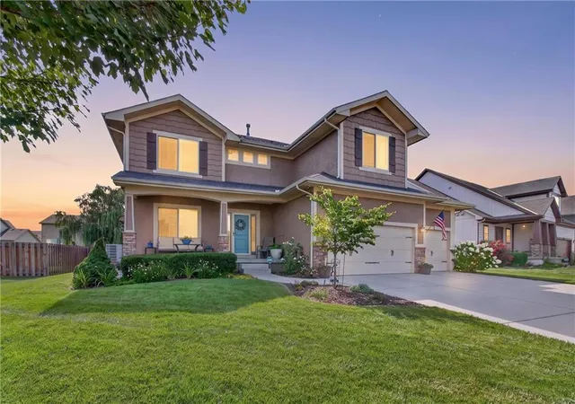 Photo 1 of Single family home for sale at 420 Meadowlark Dr, Raymore, MO 64083 | MLS# 2631950 | Listing updated on 2026-08-07