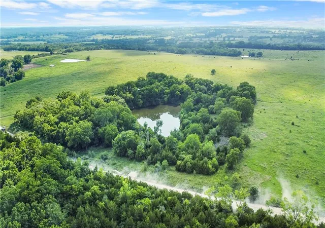 3rd image of 0000 Lookout Rd, Paola, KS 66071 | MLS# 2631970