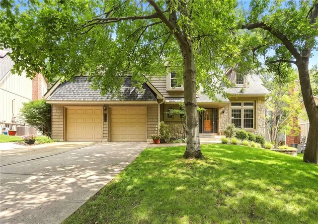 1st image of 8209 Acuff Ln, Lenexa, KS 66215 | MLS# 2631973