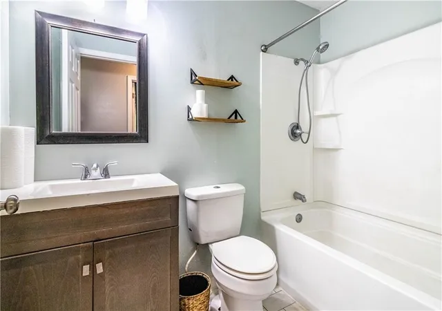 13th image of 101 W 8th St, Knob Noster, MO 65336 | MLS# 2631978