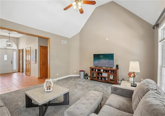 5th image of 62 Nw 241St Rd, Clinton, MO 64735 | MLS# 2631984