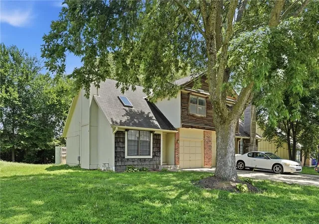 Photo 3 of Sale Pending at 6241 Rene St, Shawnee, KS 66216 | MLS# 2631992 | Listing updated on 2026-09-18