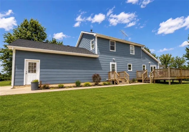 3rd image of 24372 243rd Street, Mc Louth, KS 66054 | MLS# 2632004