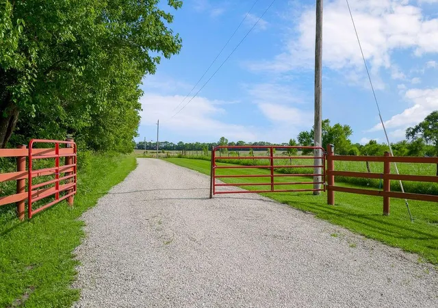 1st image of 1949 900 Road, Eudora, KS 66025 | MLS# 2632006