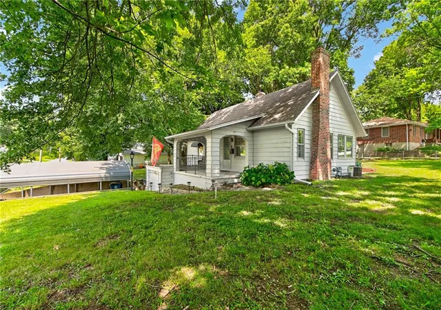 1st image of 12510 E 51St St, Independence, MO 64055 | MLS# 2632024