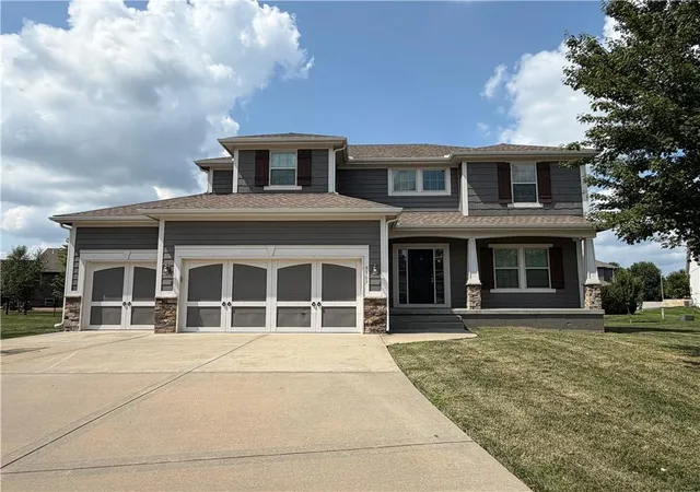 Single family home for sale at 9307 NE 97th Terrace, Kansas City, MO 64157 | MLS# 2632027