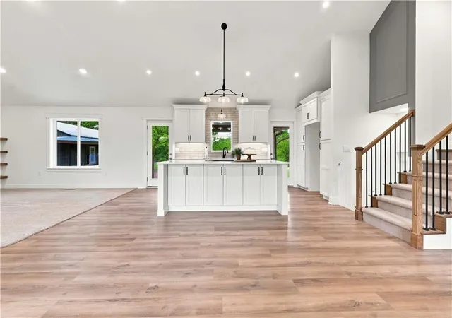 4th image of 3222 Pryor Rd, Lee's Summit, MO 64082 | MLS# 2632032