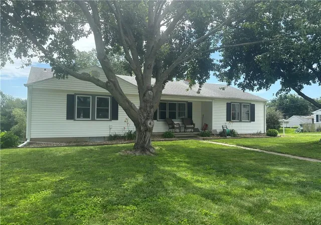 49th image of 1309 S 35 St, Saint Joseph, MO 64507 | MLS# 2632045