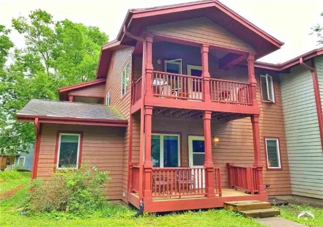 1st image of 1228 Delaware St #E16, Lawrence, KS 66046 | MLS# 2632048
