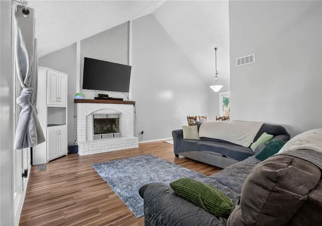 2nd image of 11603 W 77th Street, Overland Park, KS 66214 | MLS# 2632065