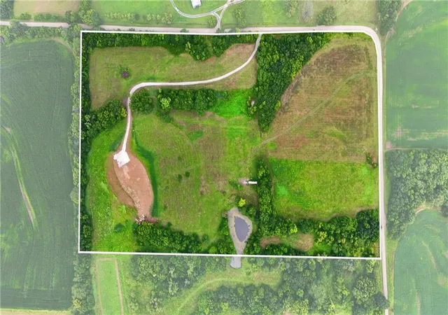 3rd image of 25 Ac Powell Rd, Odessa, MO 64076 | MLS# 2632079