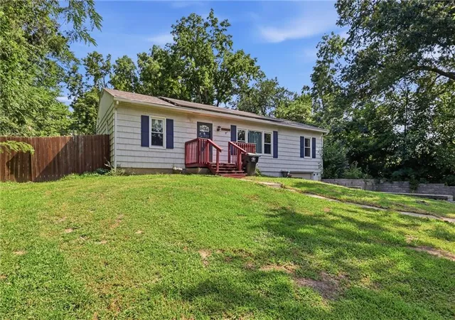 Photo 3 of Single family home for sale at 16806 James Downey Rd, Independence, MO 64057 | MLS# 2632082 | Listing updated on 2026-08-12