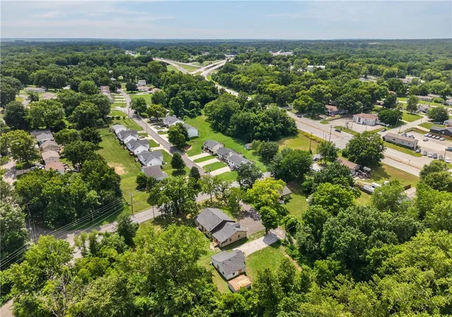 Photo 4 of Single family home for sale at 5851 Barnes Ave, Kansas City, MO 64119 | MLS# 2632088 | Listing updated on 2026-10-07
