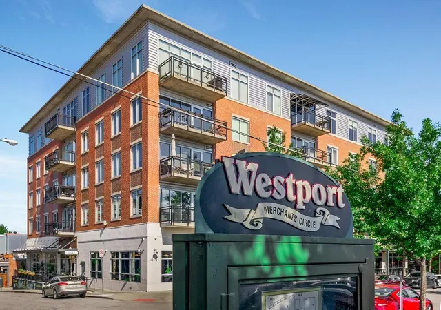 Photo 37 of Condo for sale at 4141 Pennsylvania Ave #407, Kansas City, MO 64111 | MLS# 2632091 | Listing updated on 2026-09-29