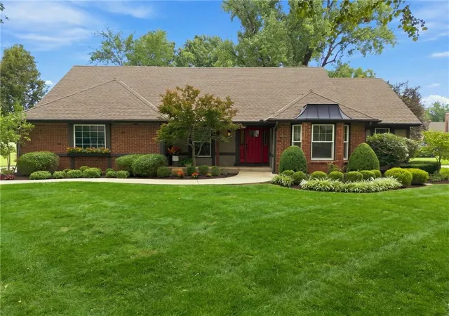 3rd image of 12855 Sagamore Rd, Leawood, KS 66209 | MLS# 2632098