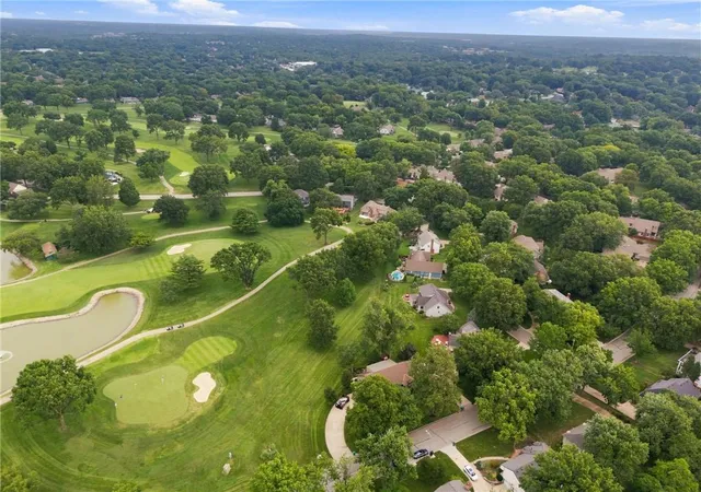 62nd image of 12855 Sagamore Rd, Leawood, KS 66209 | MLS# 2632098