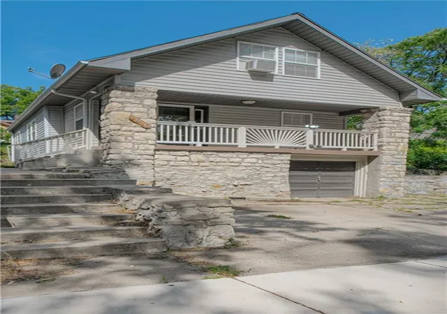 Photo 1 of Single family home for sale at 4910 Paseo Blvd, Kansas City, MO 64110 | MLS# 2632100 | Listing updated on 2026-08-25