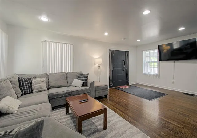 Photo 2 of Single family home for sale at 4910 Paseo Blvd, Kansas City, MO 64110 | MLS# 2632100 | Listing updated on 2026-08-25