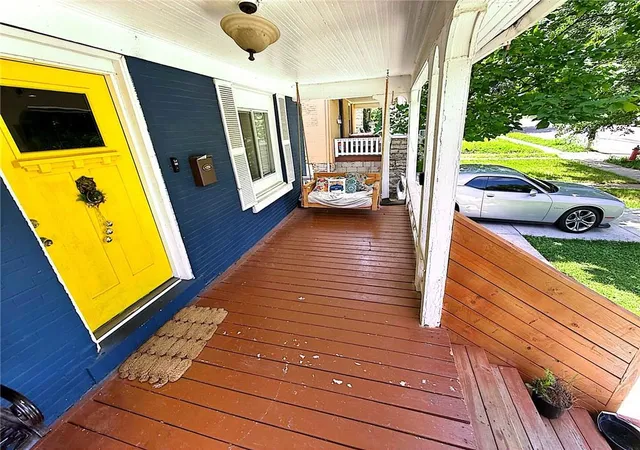 Photo 3 of Single family home for sale at 3019 Brooklyn Ave, Kansas City, MO 64109 | MLS# 2632114 | Listing updated on 2026-09-05