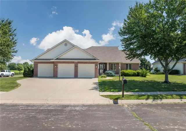 2nd image of 501 Natalee Ln, Gower, MO 64454 | MLS# 2632118