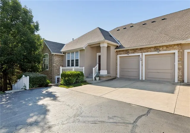 1st image of 11575 S Bell Ct Drive#104 Dr, Olathe, KS 66061 | MLS# 2632122