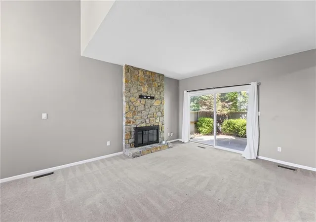 image of 8058 Colony Ln, Lenexa, KS 66215 | MLS# 2632140