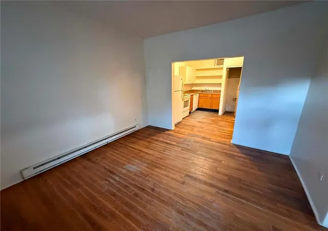Photo 4 of Sale Pending at 515 Park Ave, Excelsior Springs, MO 64024 | MLS# 2632143 | Listing updated on 2026-08-10