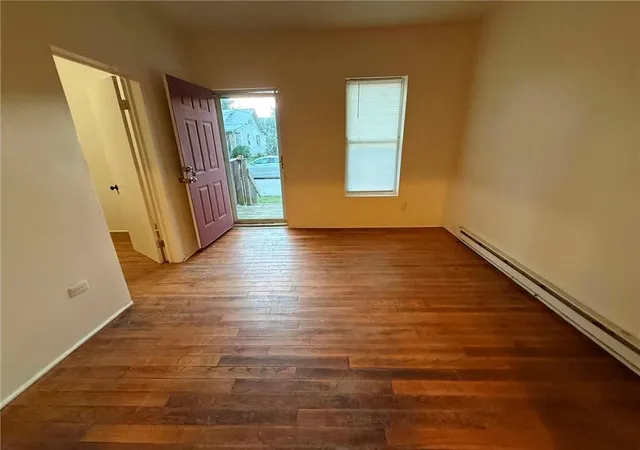 Photo 5 of Sale Pending at 515 Park Ave, Excelsior Springs, MO 64024 | MLS# 2632143 | Listing updated on 2026-08-10