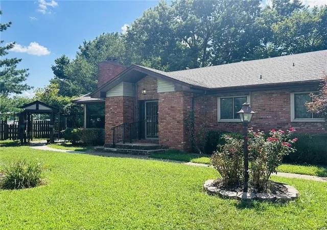 Photo 44 of Single family home for sale at 108 Crestview Dr, Parsons, KS 67357 | MLS# 2632144 | Listing updated on 2026-08-18