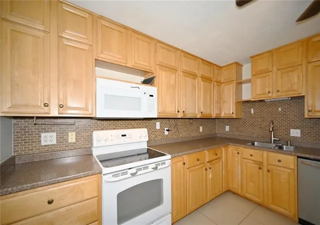 Photo 37 of Single family home for sale at 4505 E 112th Street, Kansas City, MO 64137 | MLS# 2632148 | Listing updated on 2026-08-20