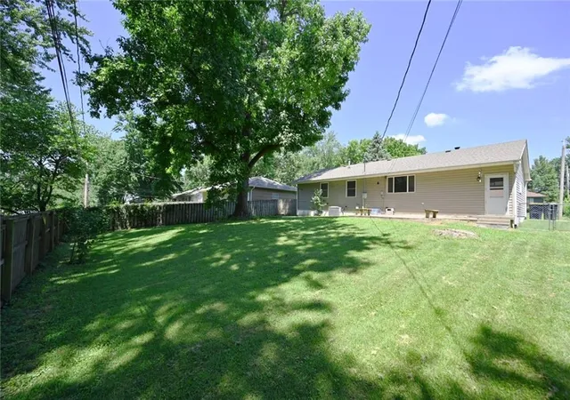 Photo 5 of Single family home for sale at 4505 E 112th Street, Kansas City, MO 64137 | MLS# 2632148 | Listing updated on 2026-08-20