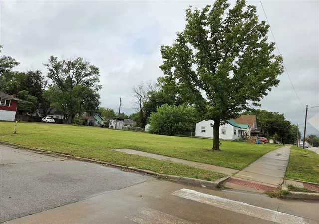 Photo 2 of Land for sale at 905 W Main St, Independence, KS 67301 | MLS# 2632166 | Listing updated on 2026-07-19