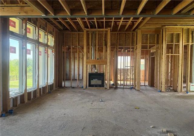 5th image of 18457 Mohawk Ln, Stilwell, KS 66085 | MLS# 2632170