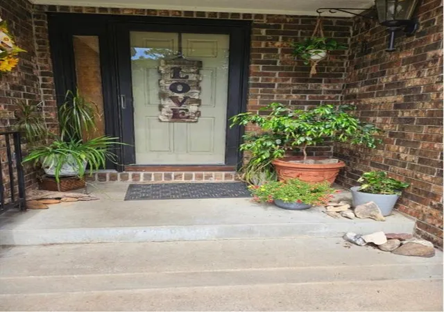 Photo 2 of Single family home for sale at 3612 Norman Dr, Joplin, MO 64804 | MLS# 2632180 | Listing updated on 2026-08-13