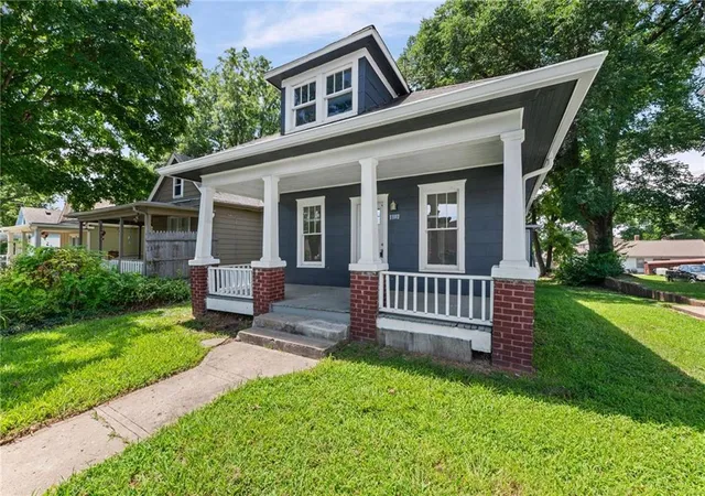 Photo 3 of Single family home for sale at 1107 N 13th Street, Leavenworth, KS 66048 | MLS# 2632188 | Listing updated on 2026-08-19