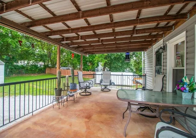 Photo 3 of Single family home for sale at 207 W 23rd Street, Independence, MO 64055 | MLS# 2632190 | Listing updated on 2026-08-07