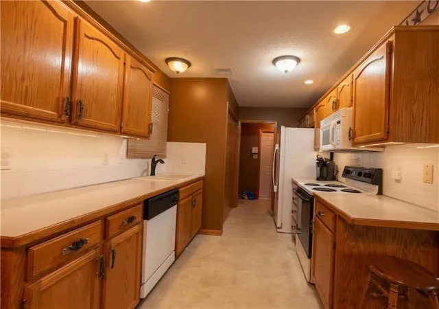 Photo 3 of Sale Pending at 14923 E 48th Terrace, Kansas City, MO 64136 | MLS# 2632198 | Listing updated on 2026-08-09