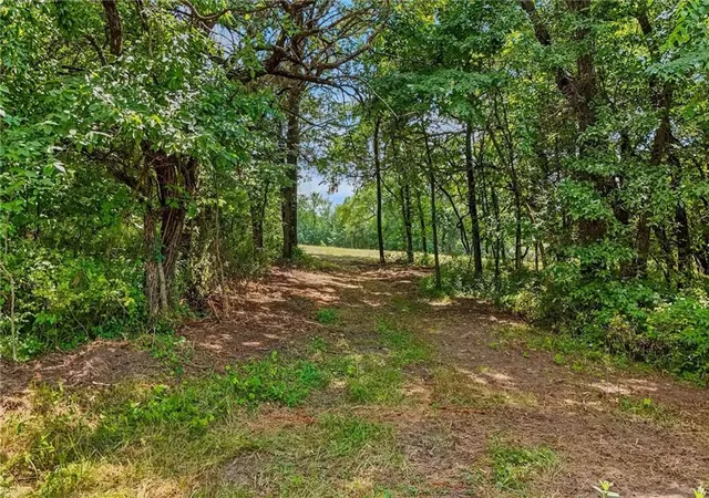 5th image of 17919 Plattsburg Rd, Holt, MO 64048 | MLS# 2632200