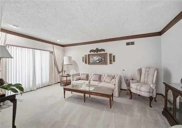 Photo 3 of Sale Pending at 8001 Walker Ave, Kansas City, KS 66112 | MLS# 2632204 | Listing updated on 2026-08-31