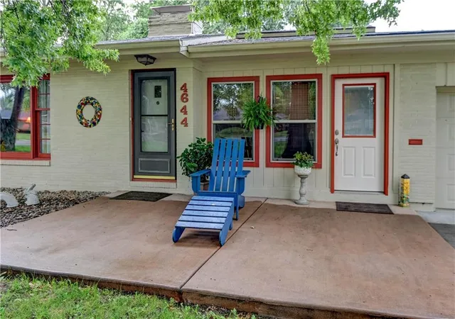 Photo 2 of Single family home for sale at 4644 Blue Ridge Blvd, Kansas City, MO 64133 | MLS# 2632207 | Listing updated on 2026-08-26