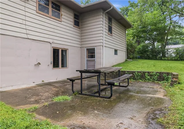 Photo 27 of Sale Pending at 5128 N Lister Ave, Kansas City, MO 64119 | MLS# 2632221 | Listing updated on 2026-07-30