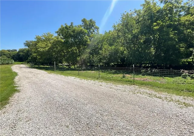 Photo 36 of Single family home for sale at 19383 Bottomview Rd, Lexington, MO 64067 | MLS# 2632222 | Listing updated on 2026-07-24