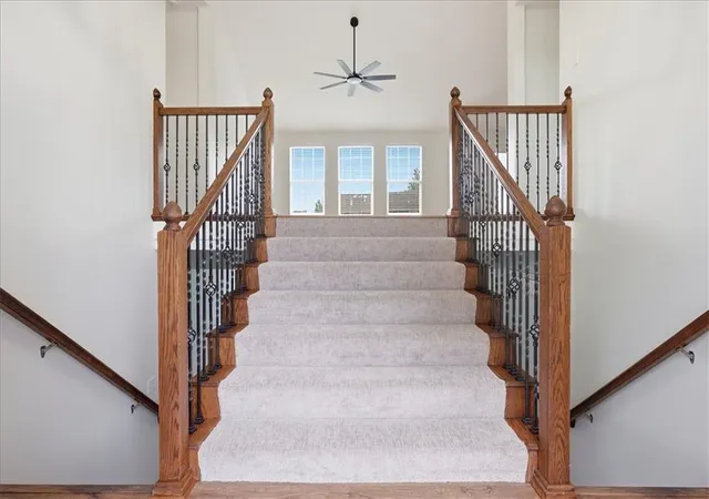 Photo 3 of Sale Pending at 4000 Cades Cvs, Leavenworth, KS 66048 | MLS# 2632233 | Listing updated on 2026-09-20